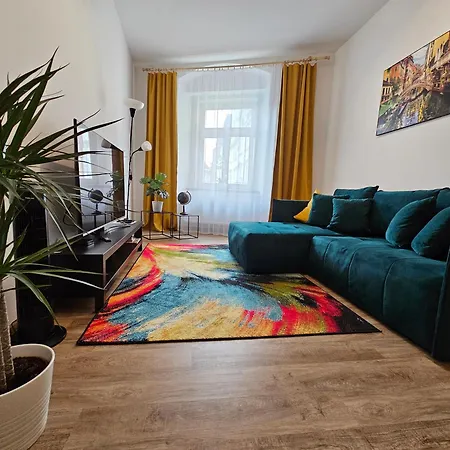 Stylovy V Srdci Hradce Kralove Apartment *